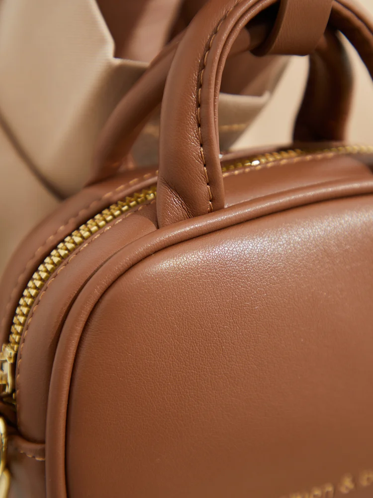 Solid Box Crossbody Bag 312 Solid Box Crossbody Bag