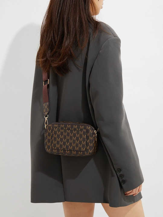 Solid Box Crossbody Bag 280 Solid Box Crossbody Bag