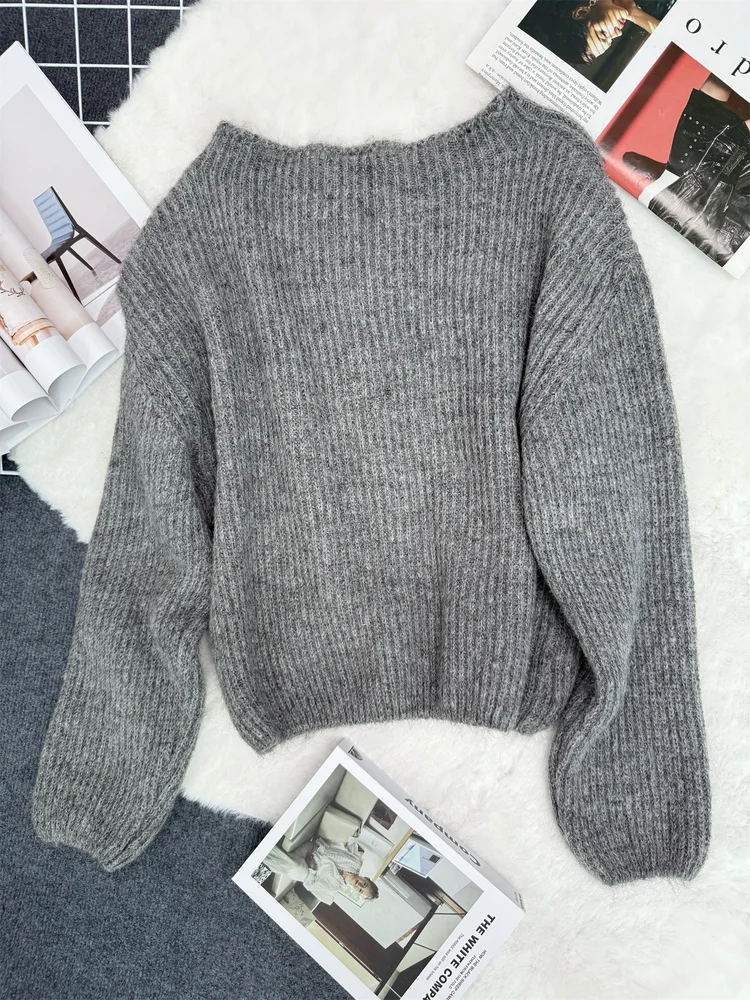 3D Embroidery Knit Pullover
