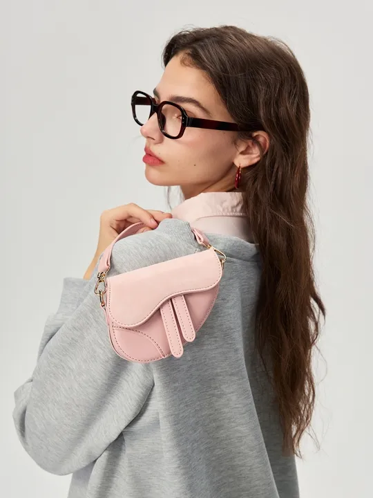 Solid Box Crossbody Bag 252 Solid Box Crossbody Bag