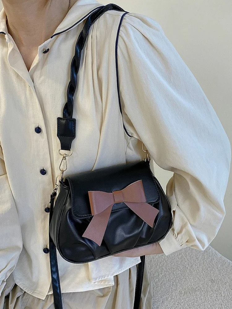 Solid Box Crossbody Bag 235 Solid Box Crossbody Bag