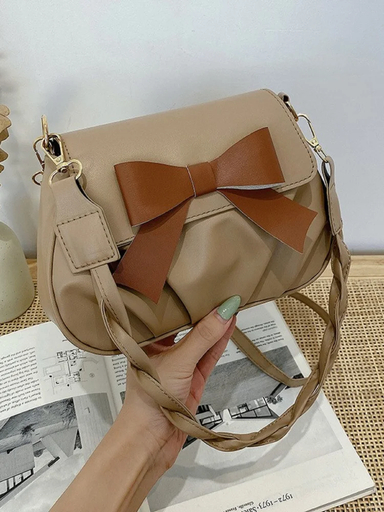 Solid Box Crossbody Bag 231 Solid Box Crossbody Bag