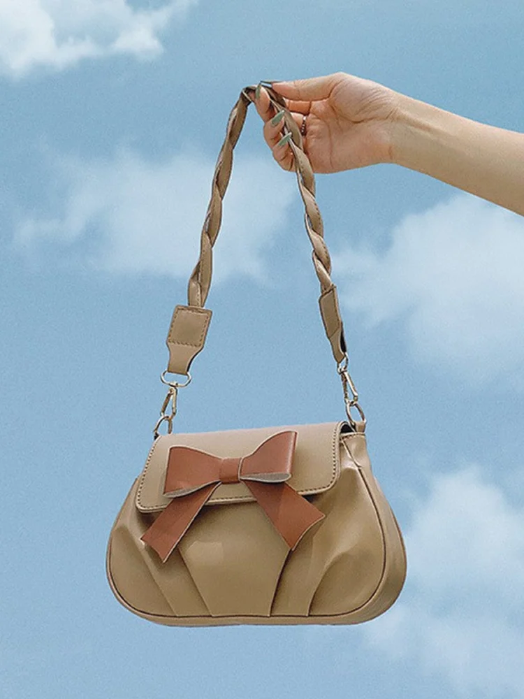 Solid Box Crossbody Bag 232 Solid Box Crossbody Bag
