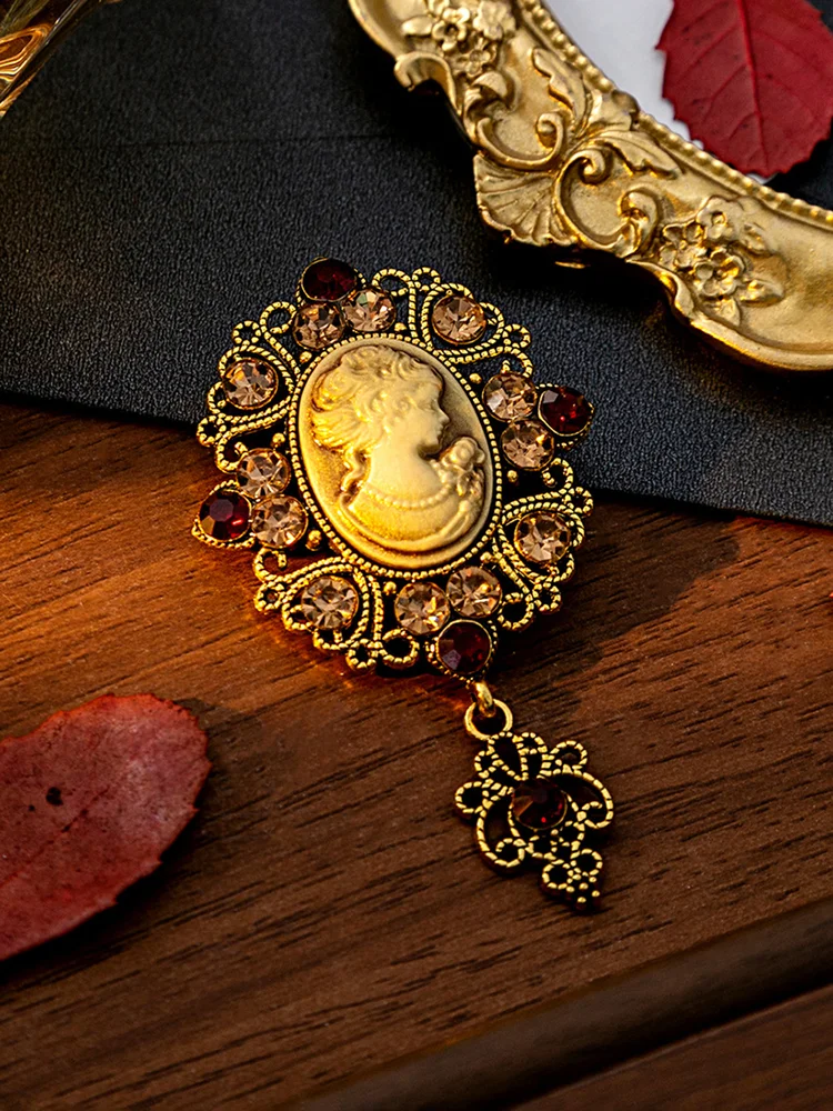 Rhinestone Imitation/Artificial Jewellery - Brooch