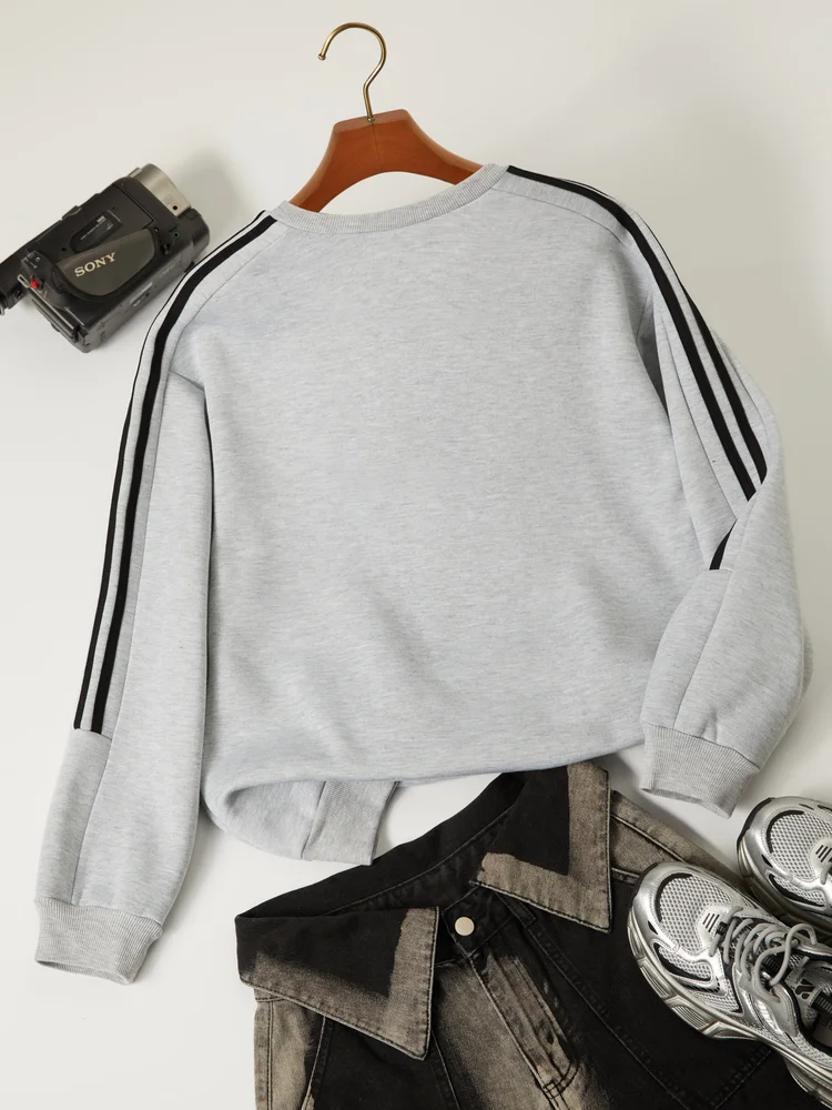 Ribbon Pullover Sweatshirt