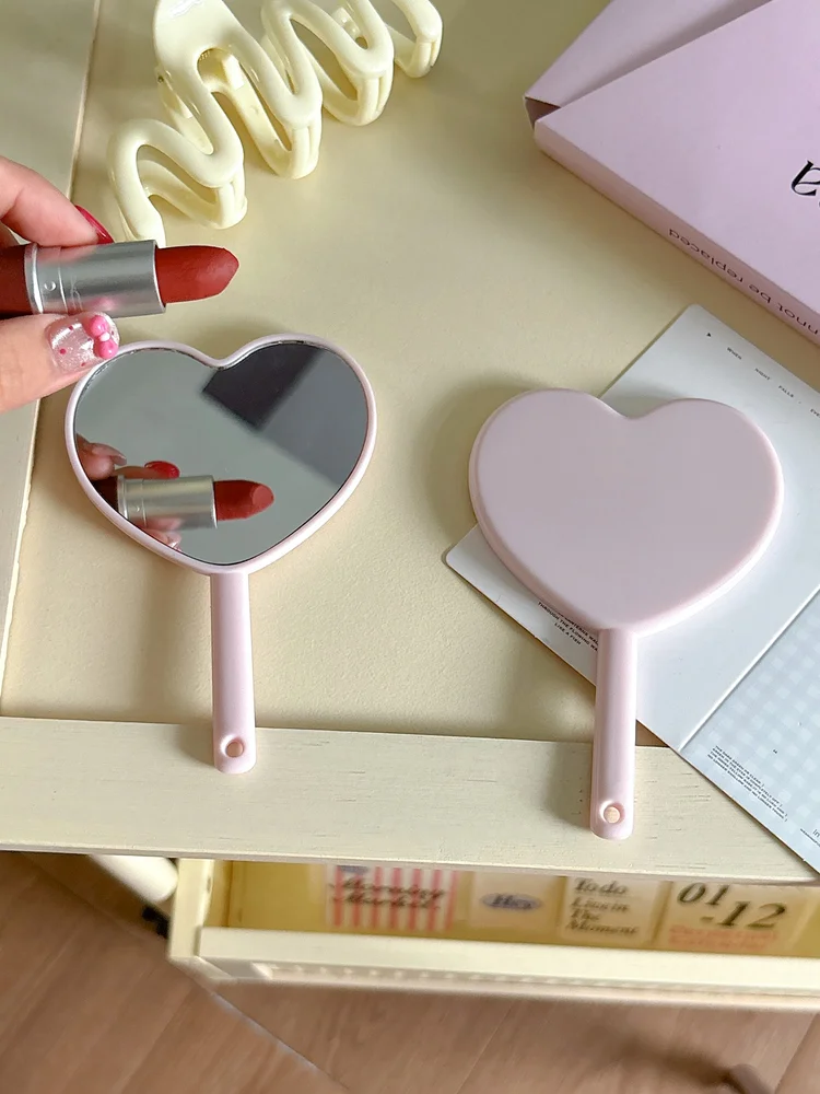 Mini Heart Makeup Mirror
