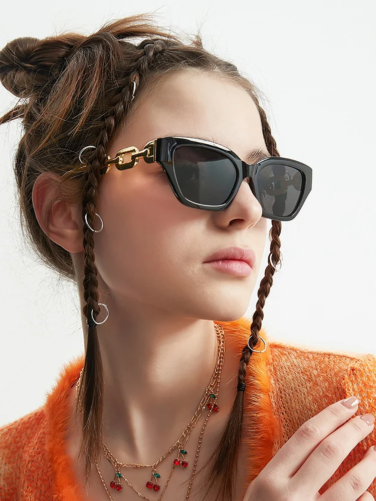 Solid Classic Sunglasses