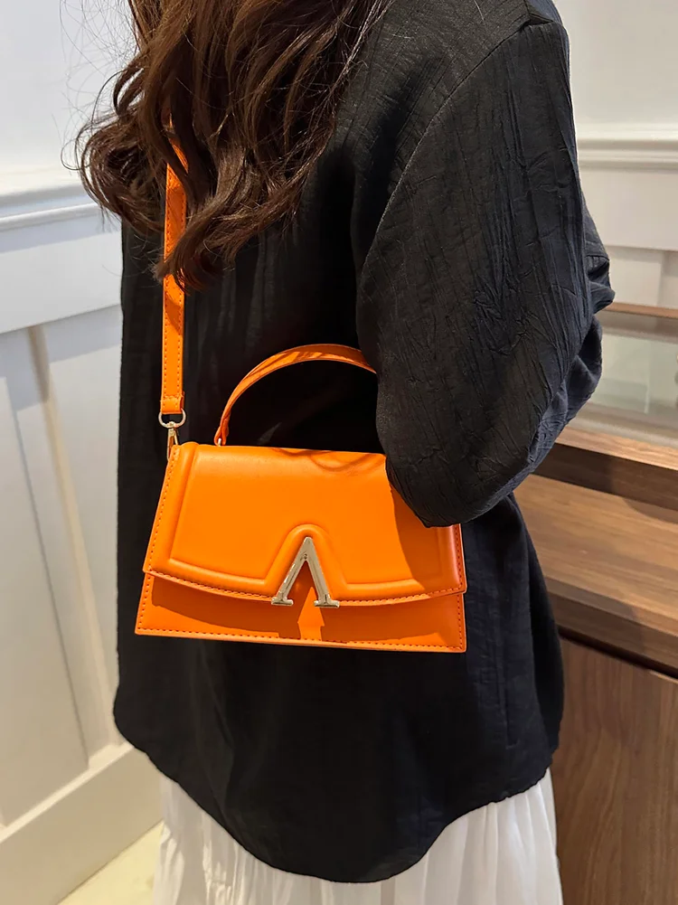 Solid Box Crossbody Bag 209 Solid Box Crossbody Bag