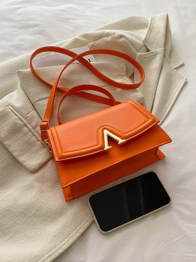 Solid Box Crossbody Bag 211 Solid Box Crossbody Bag