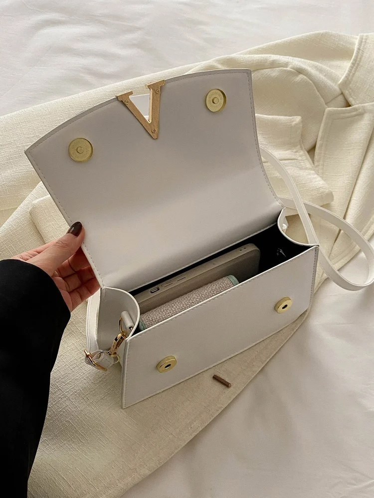 Solid Box Crossbody Bag 195 Solid Box Crossbody Bag