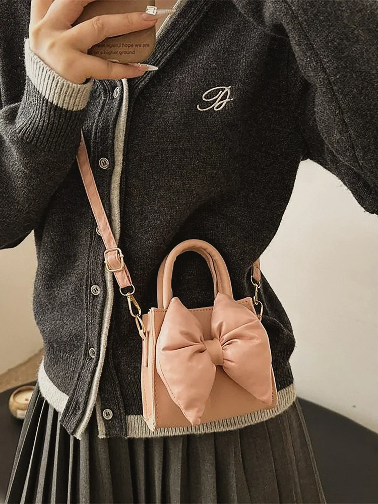 Solid Box Crossbody Bag 185 Solid Box Crossbody Bag