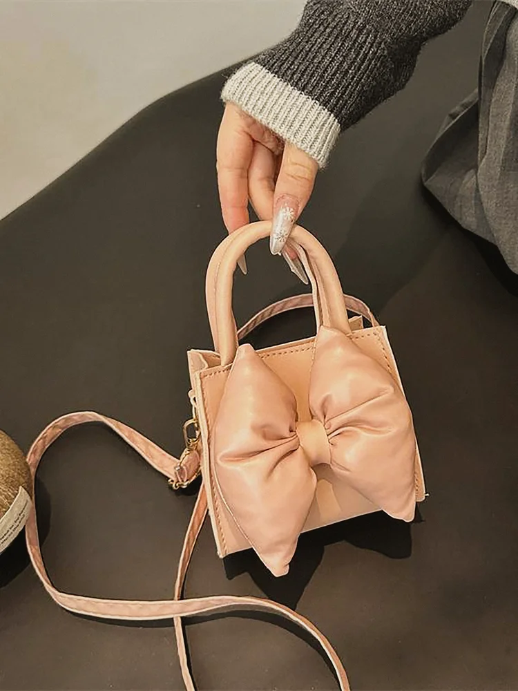 Solid Box Crossbody Bag 186 Solid Box Crossbody Bag