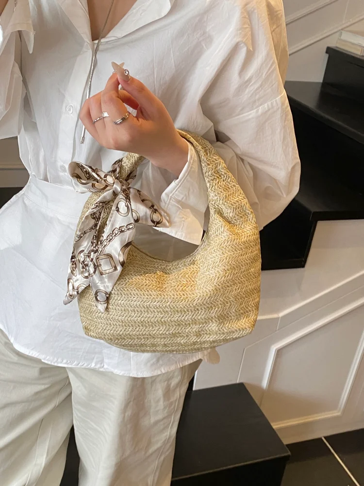 Bow Clutch