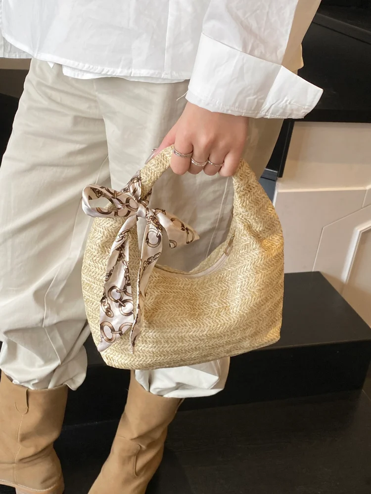 Bow Clutch