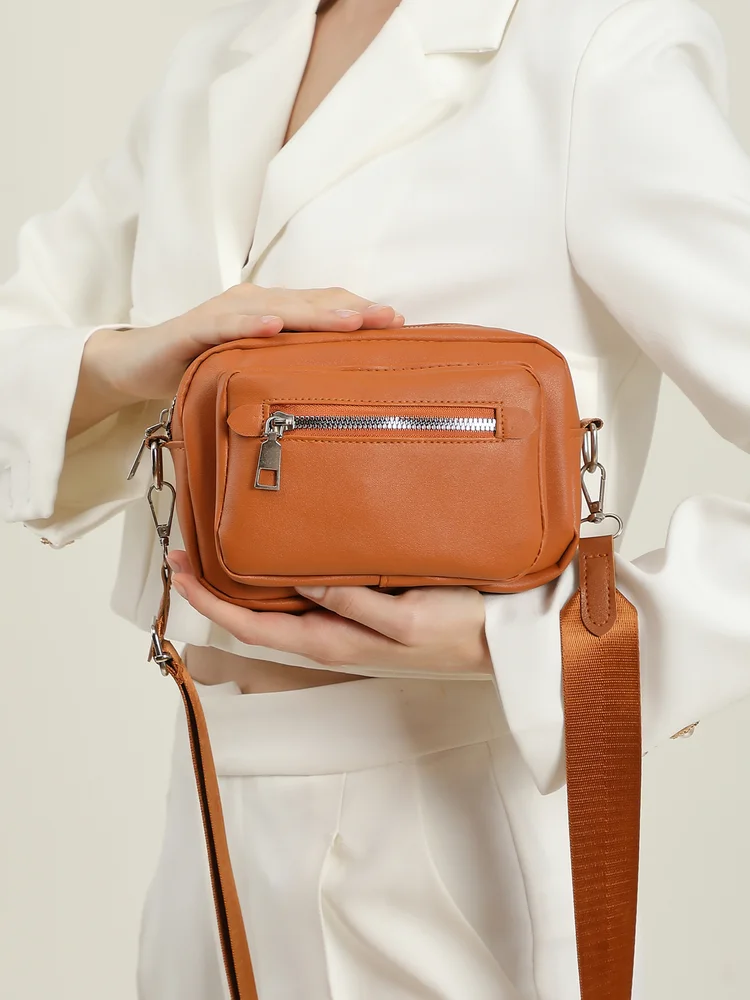 Solid Box Crossbody Bag 170 Solid Box Crossbody Bag