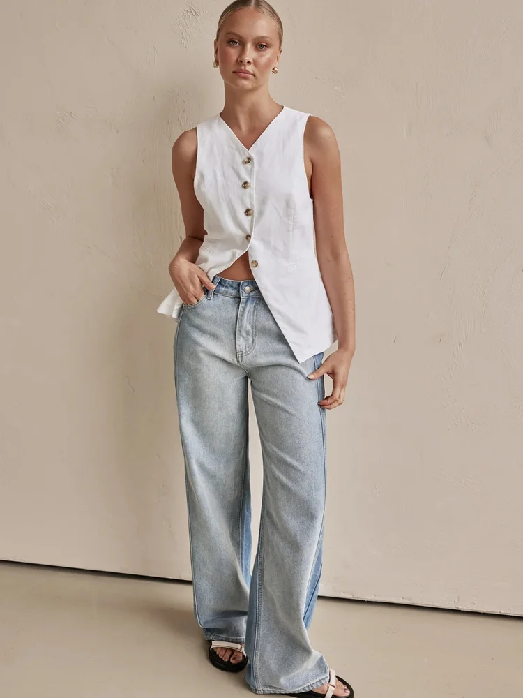 Straight Leg Jeans 146 Straight Leg Jeans