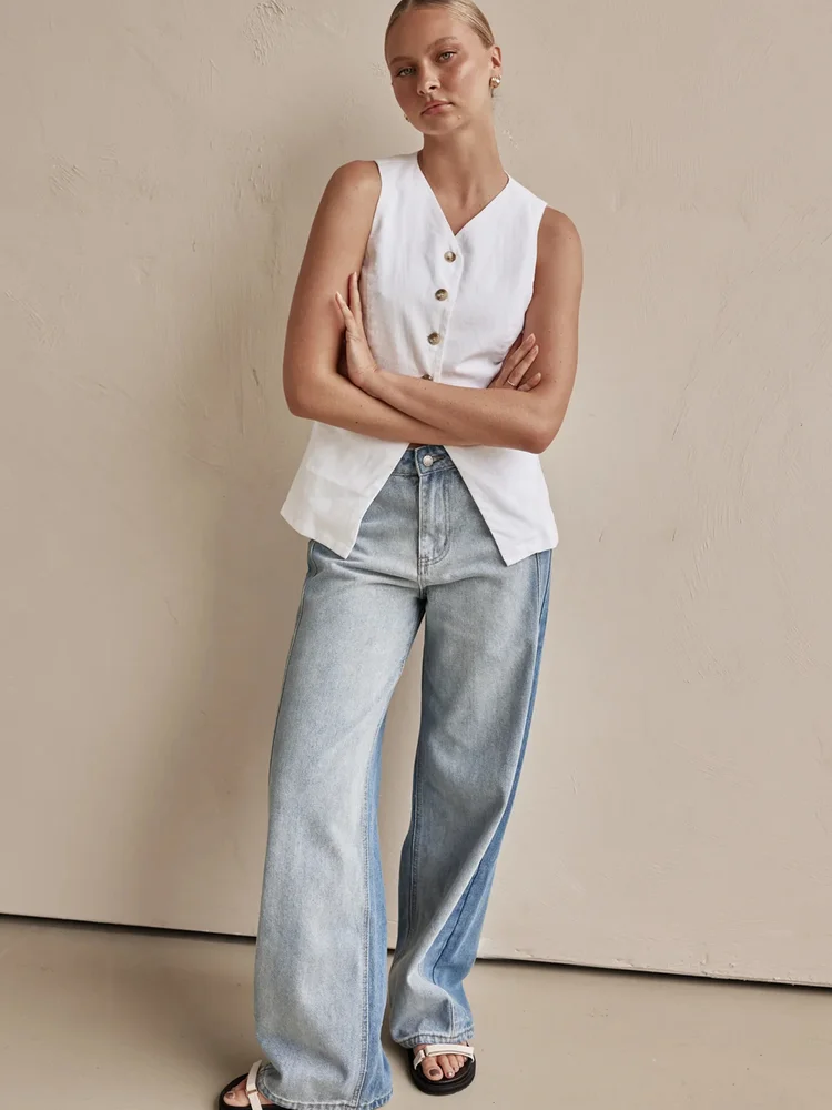 Straight Leg Jeans 149 Straight Leg Jeans