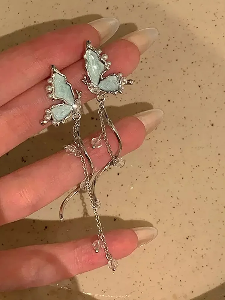 Rhinestone Artificial Jewellery - Line