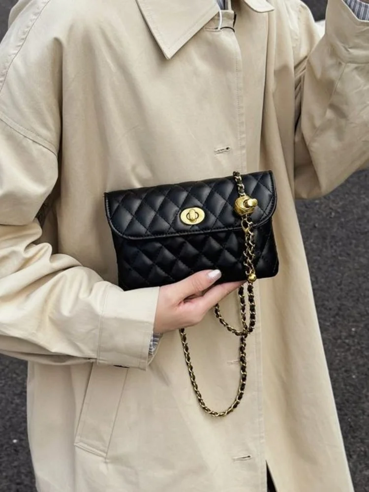 Chain Belt Bag