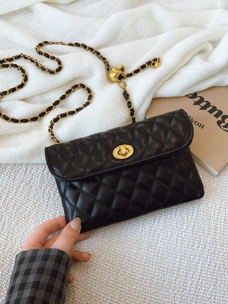Chain Belt Bag