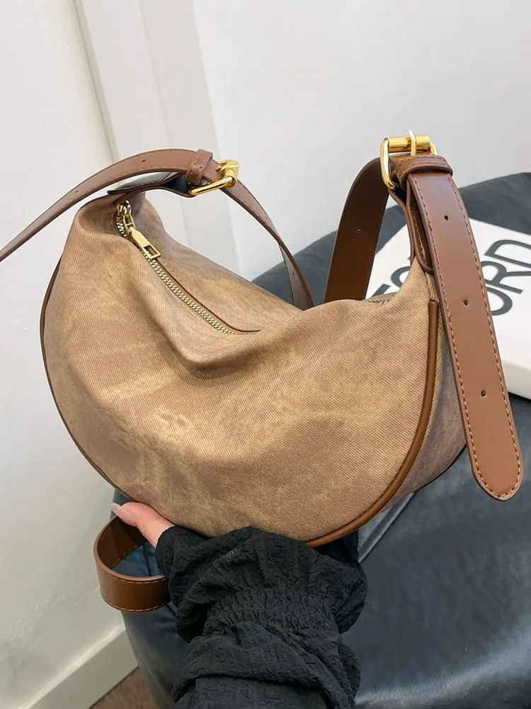 Solid Crossbody Bag 424 Solid Crossbody Bag