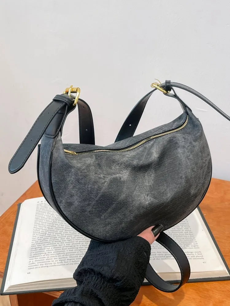Solid Crossbody Bag 430 Solid Crossbody Bag