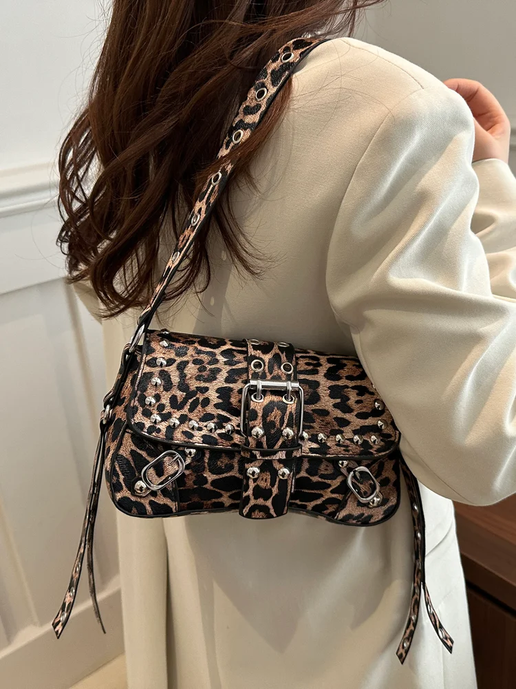 Solid Crossbody Bag 375 Solid Crossbody Bag