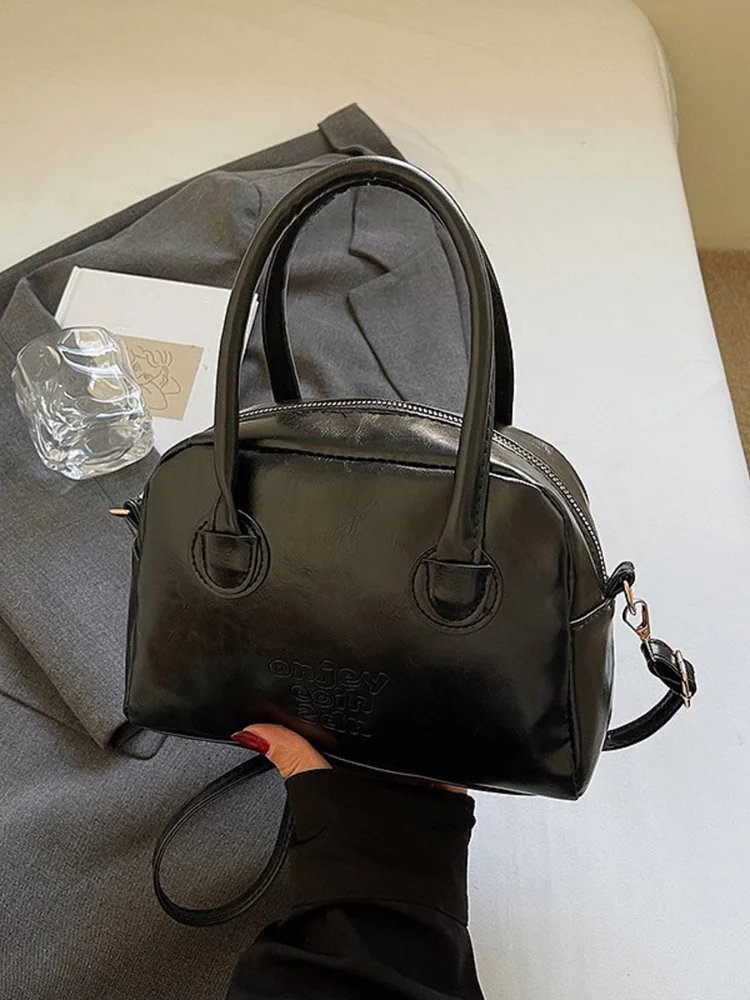 Solid Crossbody Bag 370 Solid Crossbody Bag