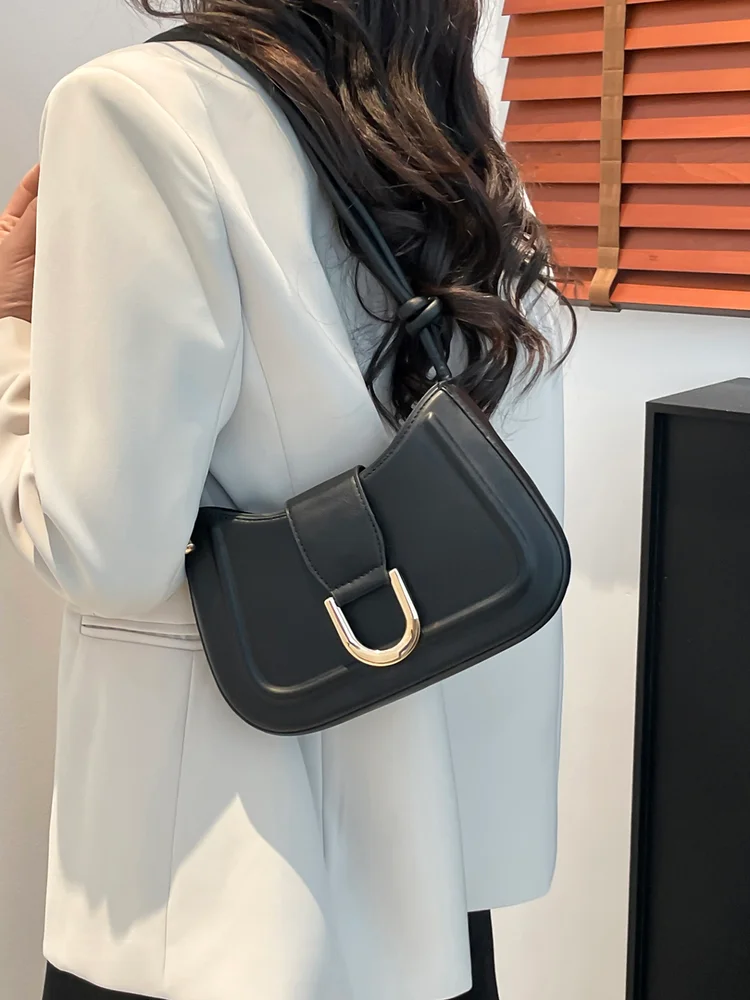 Solid Crossbody Bag 347 Solid Crossbody Bag