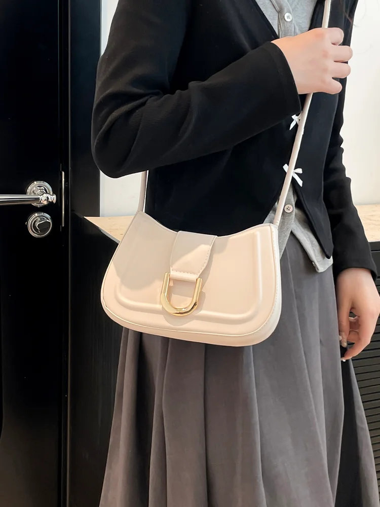 Solid Crossbody Bag 352 Solid Crossbody Bag