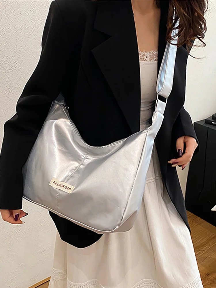 Solid Crossbody Bag 322 Solid Crossbody Bag