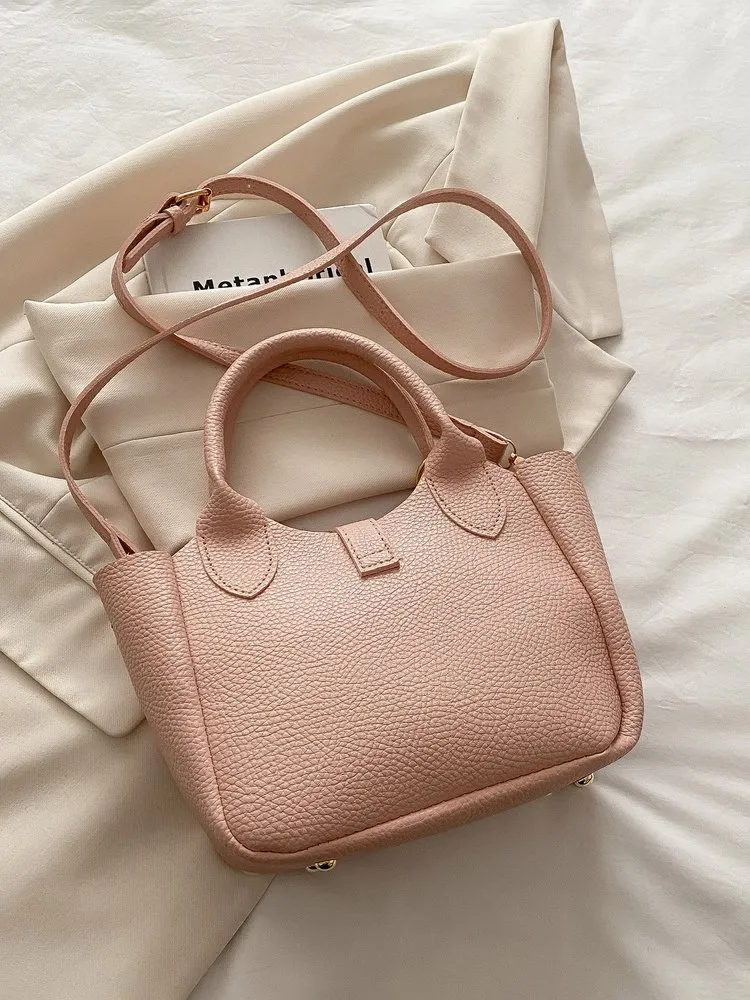 Solid Crossbody Bag 226 Solid Crossbody Bag