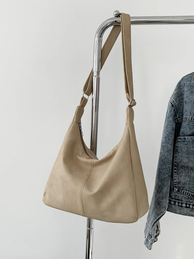 Solid Crossbody Bag 210 Solid Crossbody Bag