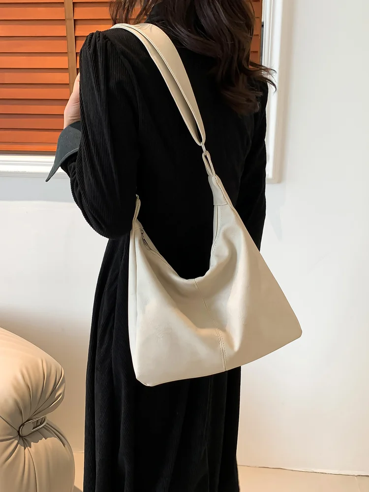 Solid Crossbody Bag 212 Solid Crossbody Bag
