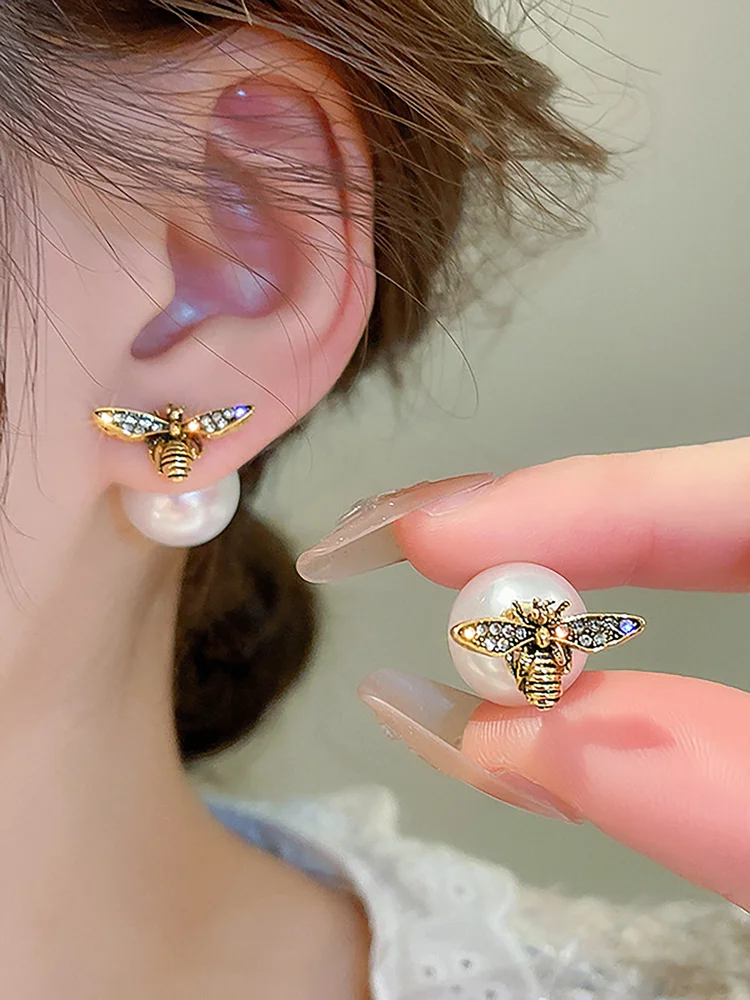 Insect Artificial Jewellery - Stud