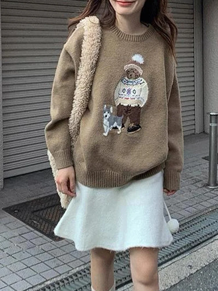 3D Embroidery Knit Pullover
