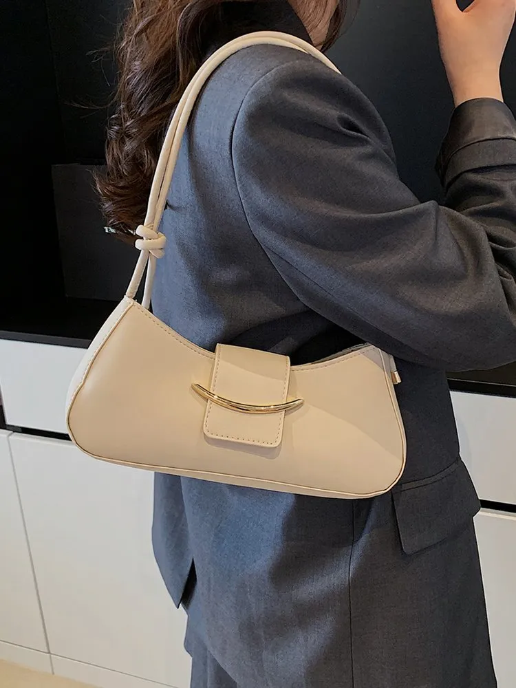 Solid Crossbody Bag 140 Solid Crossbody Bag