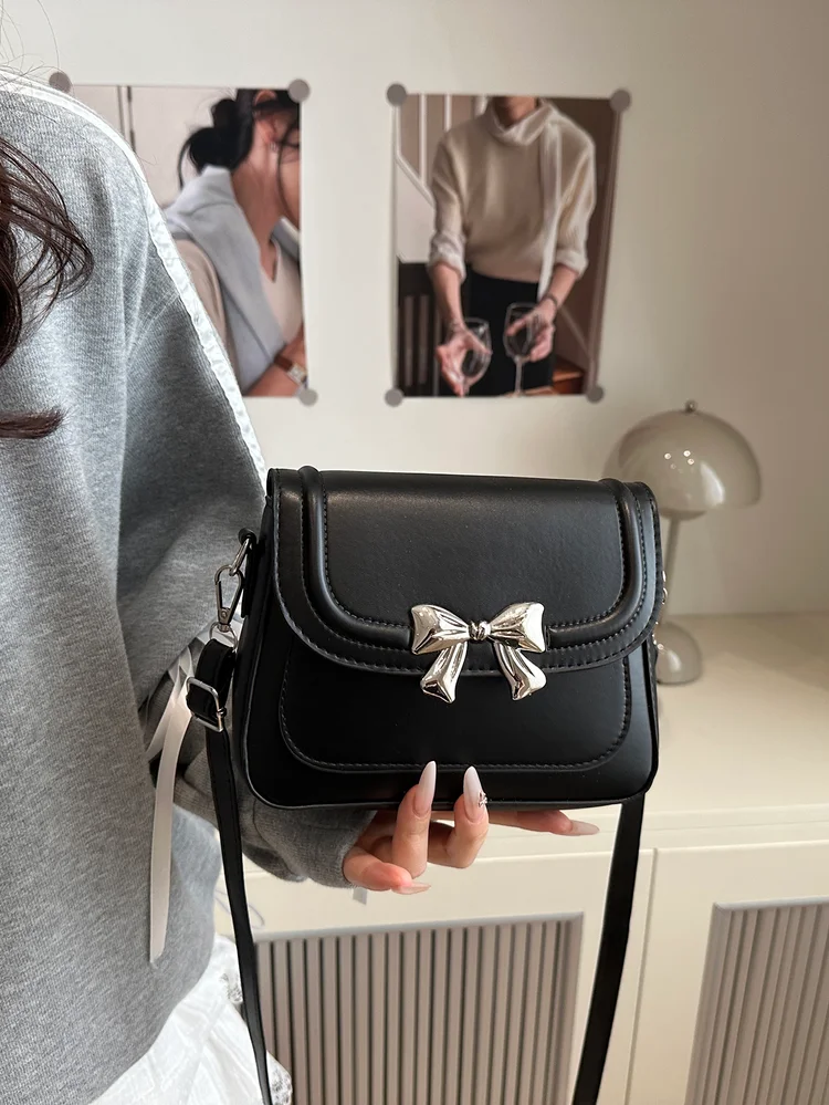 Solid Crossbody Bag 131 Solid Crossbody Bag