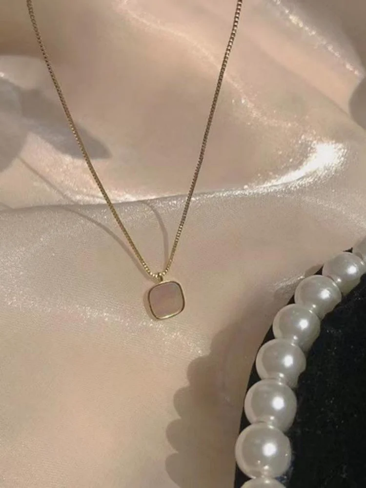 Geometric Artificial jewellery - Pendant Necklace 44 Geometric Artificial jewellery - Pendant Necklace