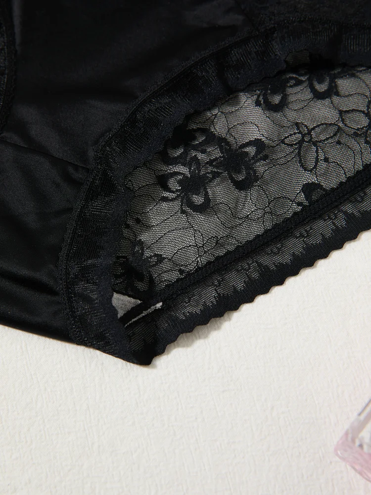 Bow Briefs 21 Bow Briefs