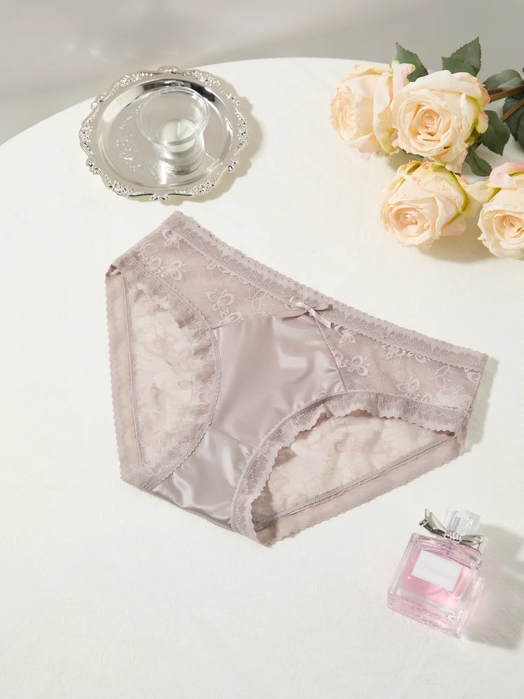 Bow Briefs 26 Bow Briefs