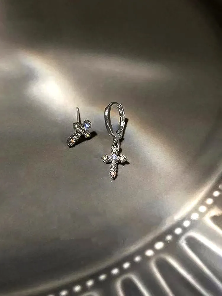 Geometric Artificial Jewellery - Stud