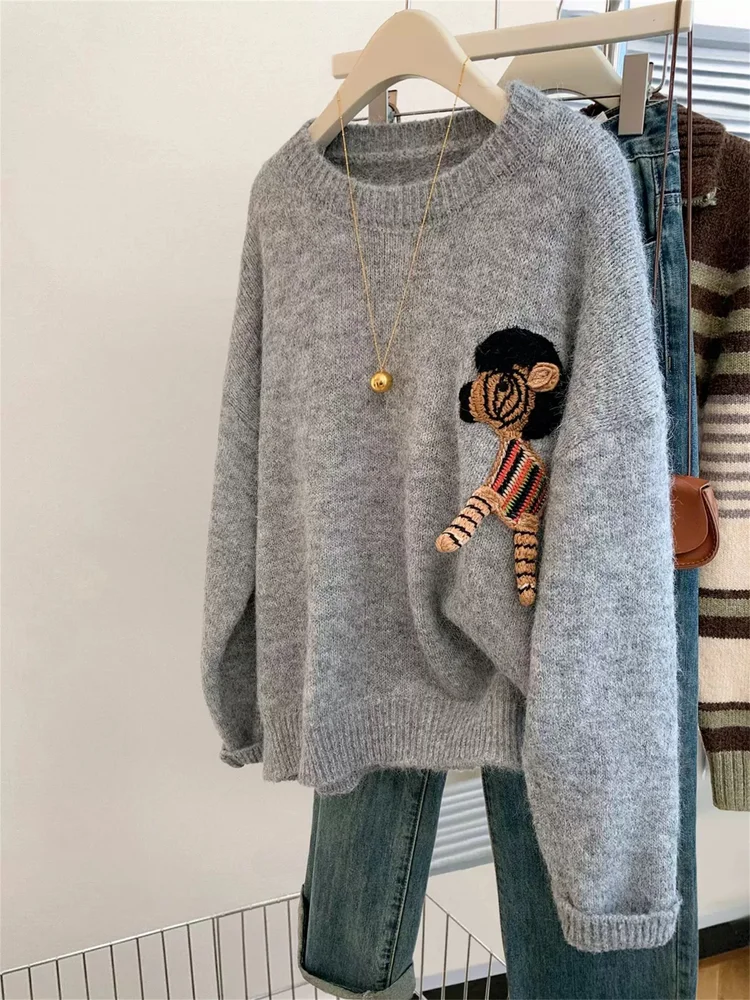 3D Embroidery Knit Pullover
