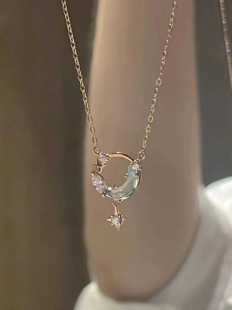 Geometric Artificial jewellery - Pendant Necklace 4 Geometric Artificial jewellery - Pendant Necklace