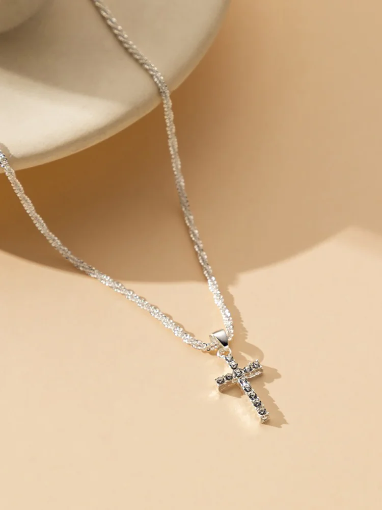 Geometric Artificial jewellery - Pendant Necklace 2 Geometric Artificial jewellery - Pendant Necklace