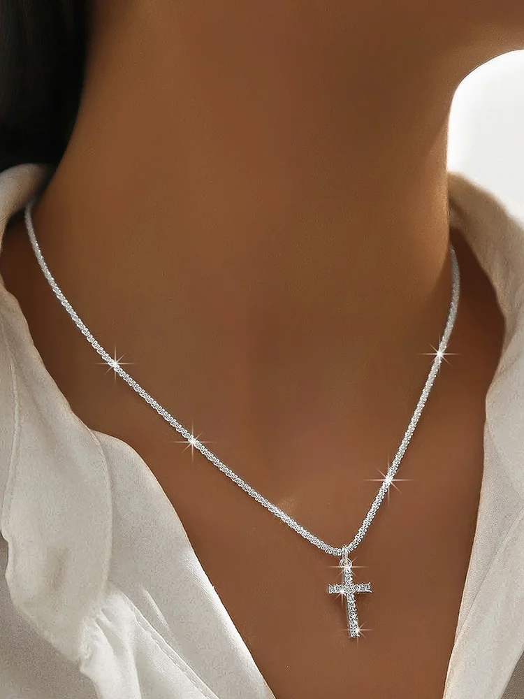 Geometric Artificial jewellery - Pendant Necklace 3 Geometric Artificial jewellery - Pendant Necklace