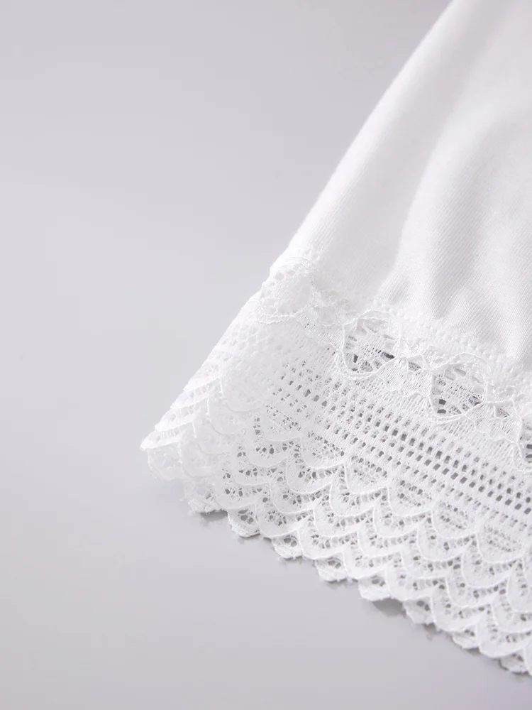 Home 24 Lace-trimmed Shortie