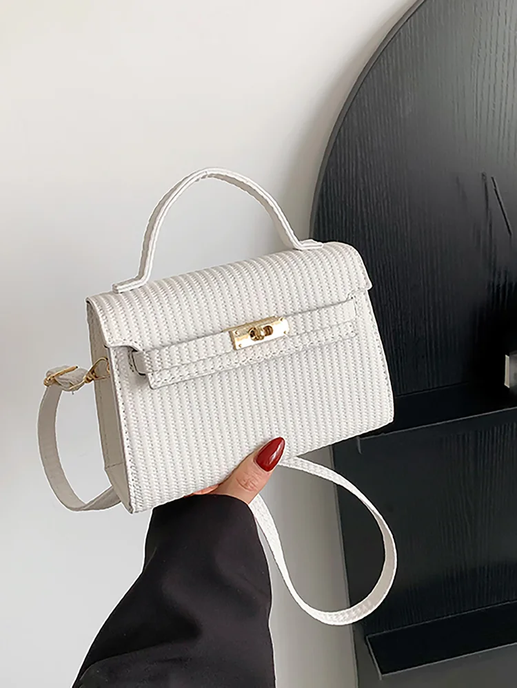 Solid Box Crossbody Bag 526 Solid Box Crossbody Bag