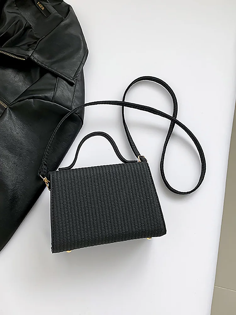 Solid Box Crossbody Bag 531 Solid Box Crossbody Bag