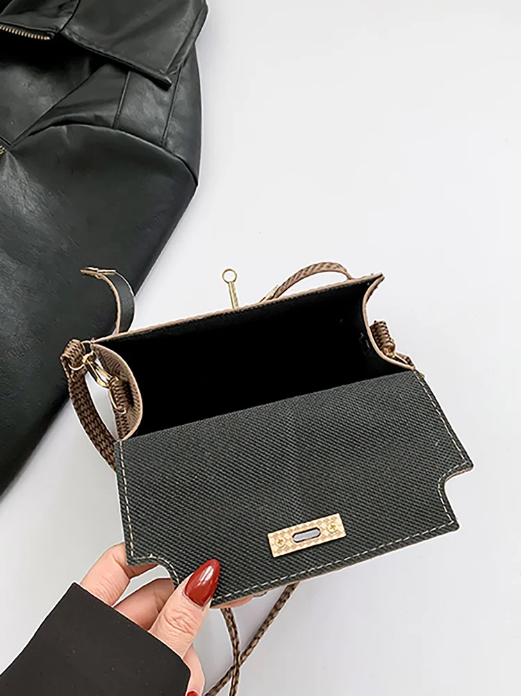 Solid Box Crossbody Bag 532 Solid Box Crossbody Bag